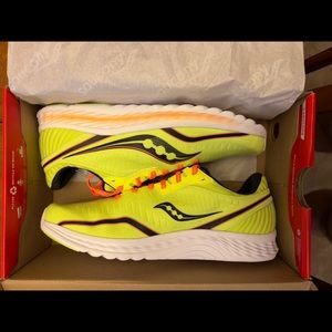 Saucony Kinvara 11, size 11, Citron color, Brand new!